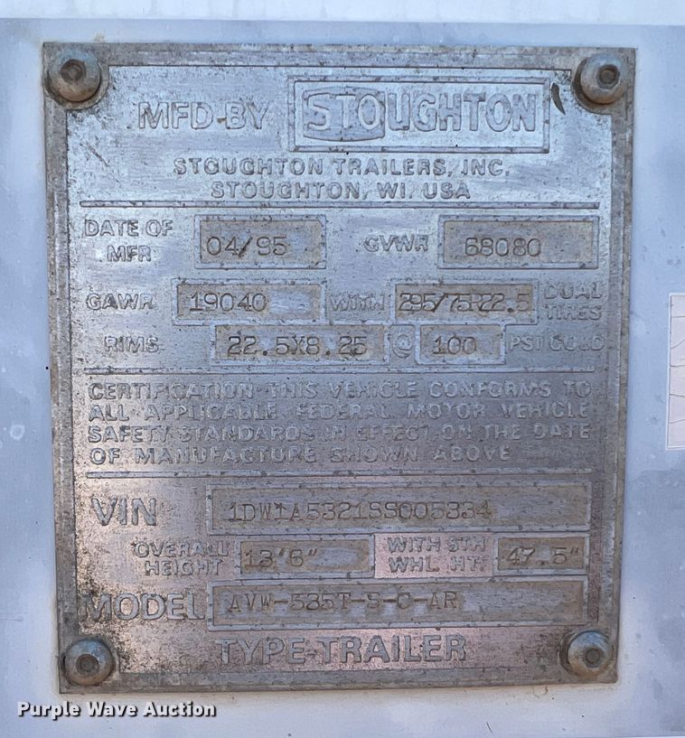 image for item DS8362 1995 Stoughton AVW-535T-S-C-AR  dry van trailer