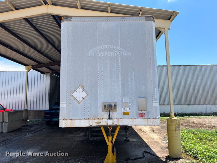 image for item DS8362 1995 Stoughton AVW-535T-S-C-AR  dry van trailer