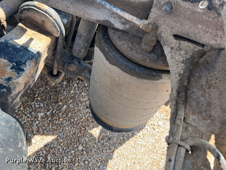 image for item DS8364 2011 International ProStar  semi truck