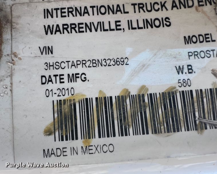 image for item DS8364 2011 International ProStar  semi truck