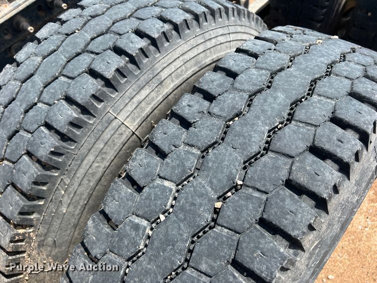 image for item DS8364 2011 International ProStar  semi truck