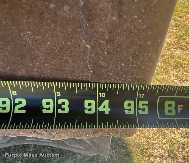 image for item DS8417 2003 International 7300  dump truck