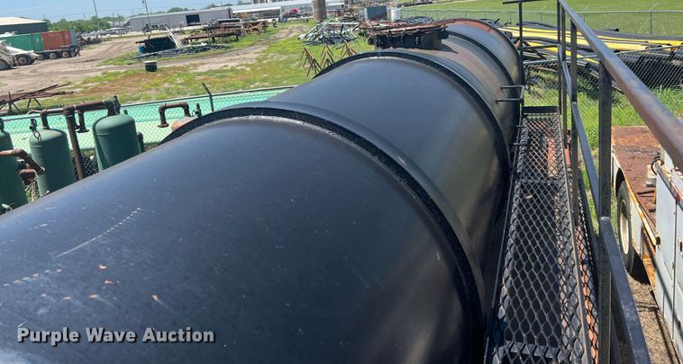 image for item HL9023 1992 Herring Fabrication 130V  vacuum trailer