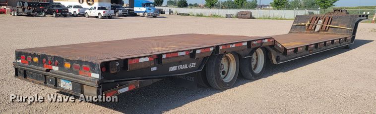 image for item JG9809 2005 Trail-Eze E70HT  drop deck equipment trailer