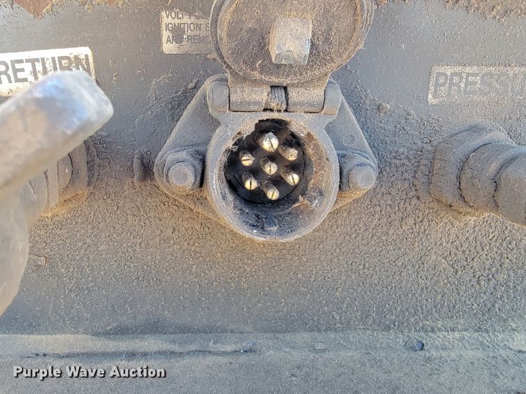 image for item JG9809 2005 Trail-Eze E70HT  drop deck equipment trailer