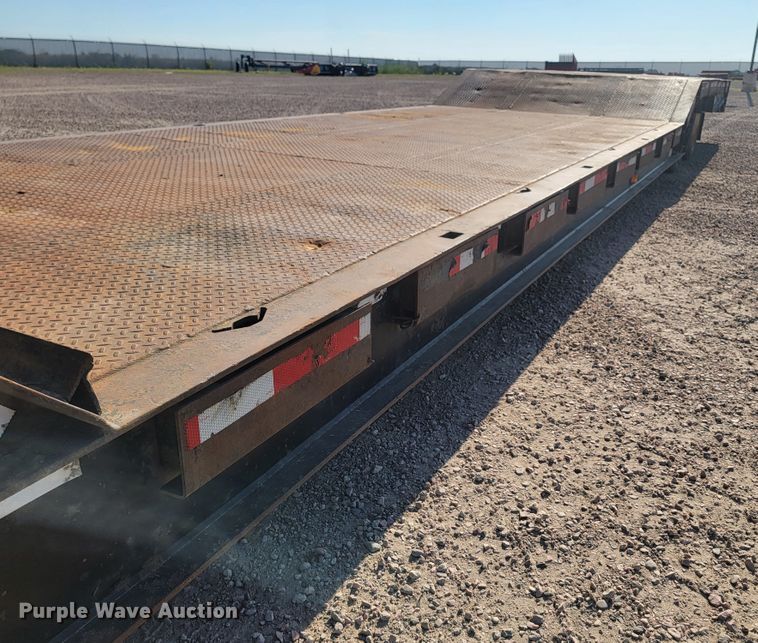 image for item JG9809 2005 Trail-Eze E70HT  drop deck equipment trailer