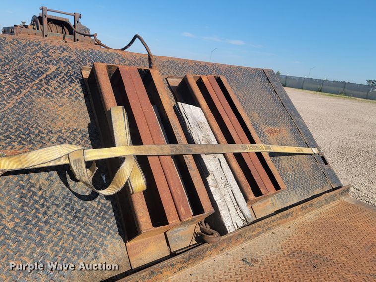 image for item JG9809 2005 Trail-Eze E70HT  drop deck equipment trailer