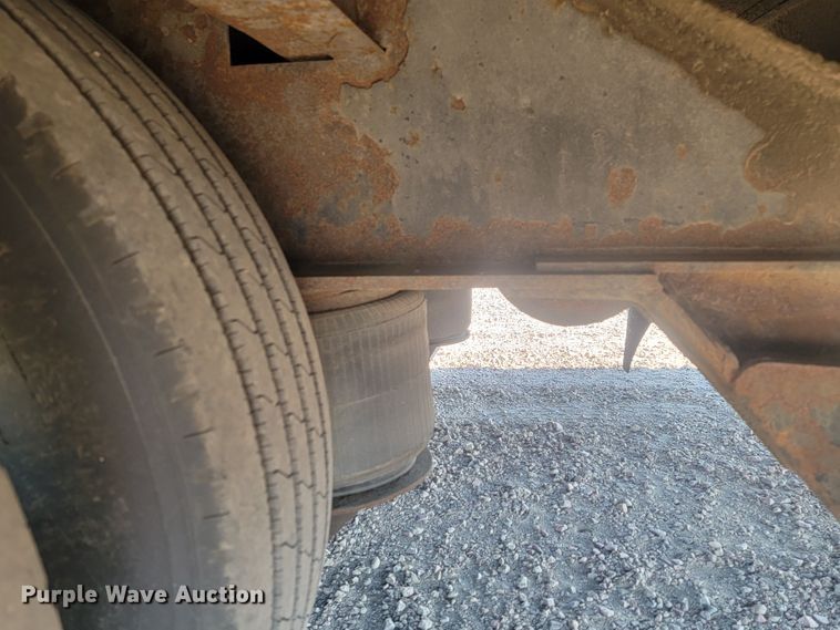 image for item JG9809 2005 Trail-Eze E70HT  drop deck equipment trailer