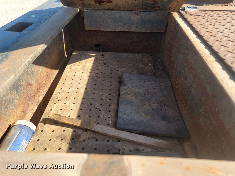 image for item JG9809 2005 Trail-Eze E70HT  drop deck equipment trailer