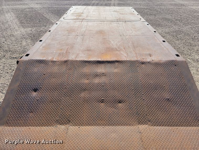 image for item JG9809 2005 Trail-Eze E70HT  drop deck equipment trailer