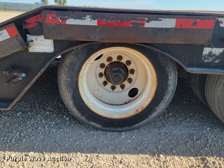 image for item JG9809 2005 Trail-Eze E70HT  drop deck equipment trailer