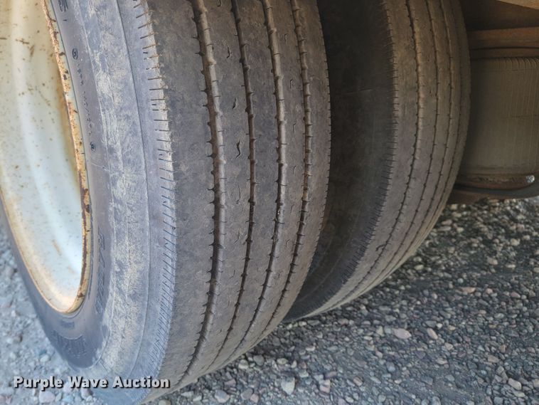 image for item JG9809 2005 Trail-Eze E70HT  drop deck equipment trailer