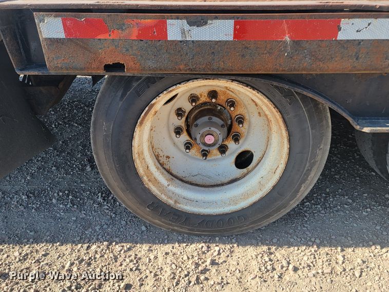 image for item JG9809 2005 Trail-Eze E70HT  drop deck equipment trailer