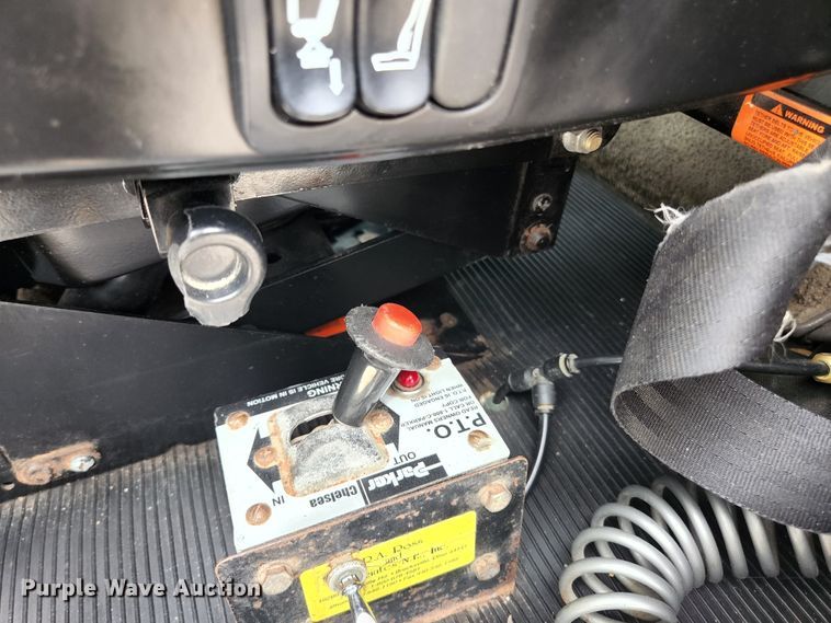 image for item JM9113 2009 Peterbilt 386  semi truck