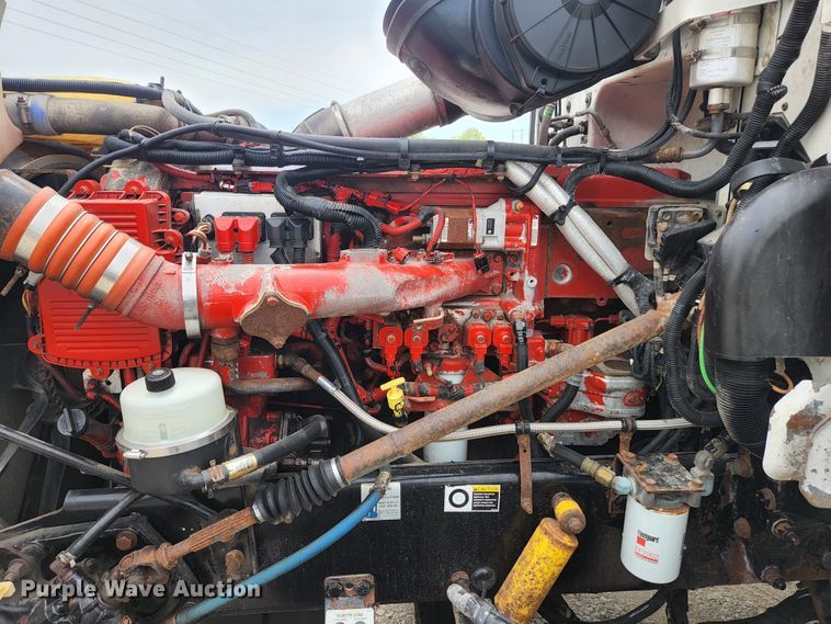 image for item JM9113 2009 Peterbilt 386  semi truck