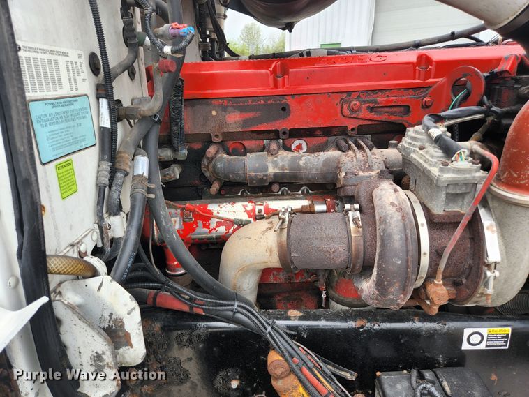 image for item JM9113 2009 Peterbilt 386  semi truck