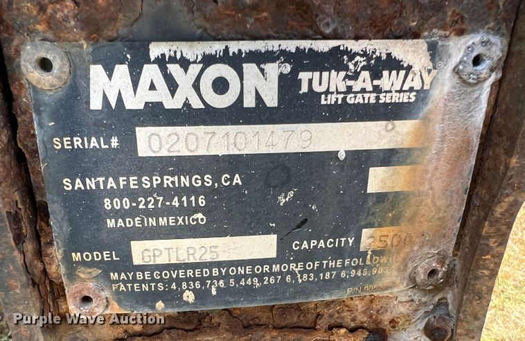 image for item JM9239 2013 International DuraStar 4300  truck cab and chassis