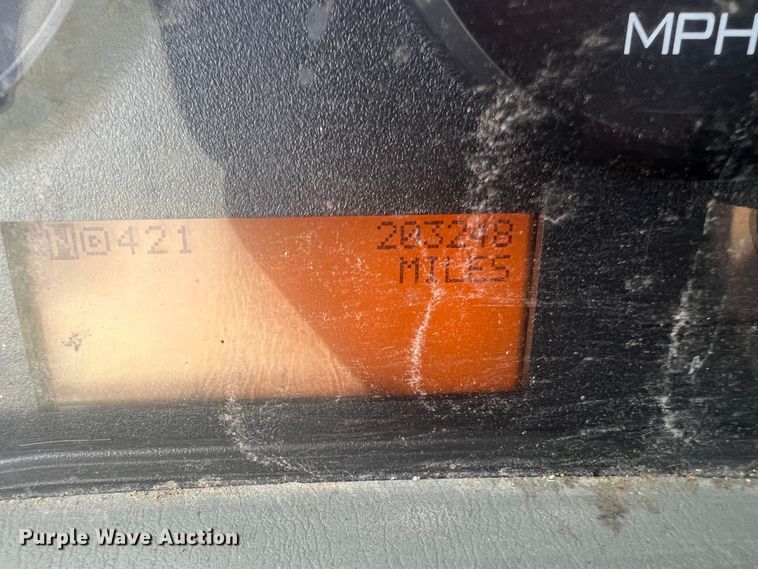 image for item JM9240 2013 International DuraStar 4300  truck cab and chassis