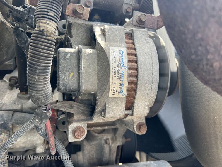 image for item JM9240 2013 International DuraStar 4300  truck cab and chassis