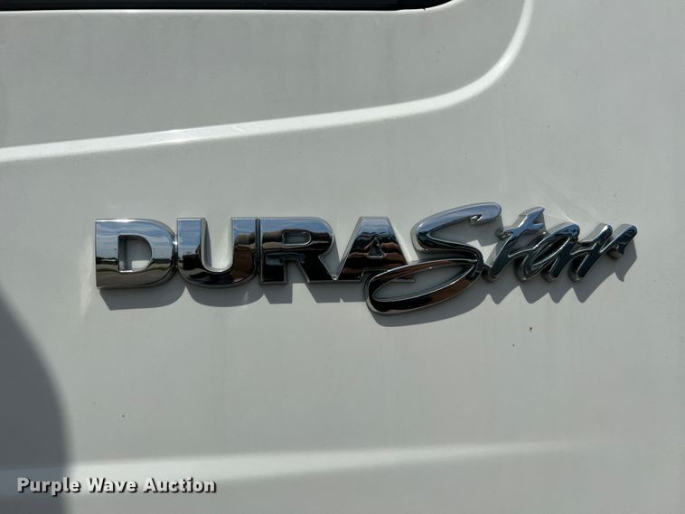 image for item JM9240 2013 International DuraStar 4300  truck cab and chassis