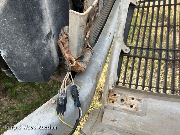 image for item JM9245 2000 Freightliner FL80  truck cab and chassis