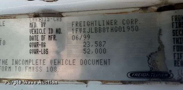 image for item JM9245 2000 Freightliner FL80  truck cab and chassis