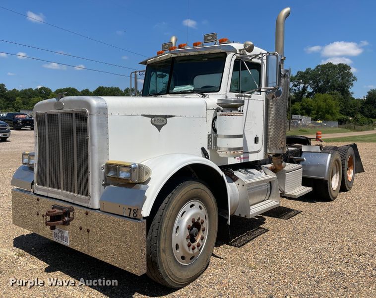 image for item KJ9793 1998 Peterbilt 379  semi truck