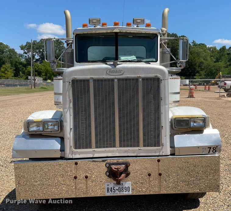 image for item KJ9793 1998 Peterbilt 379  semi truck