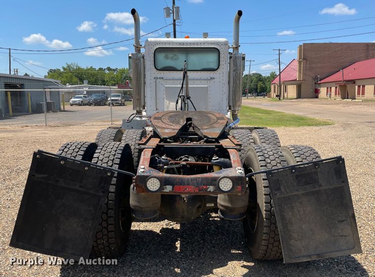 image for item KJ9793 1998 Peterbilt 379  semi truck