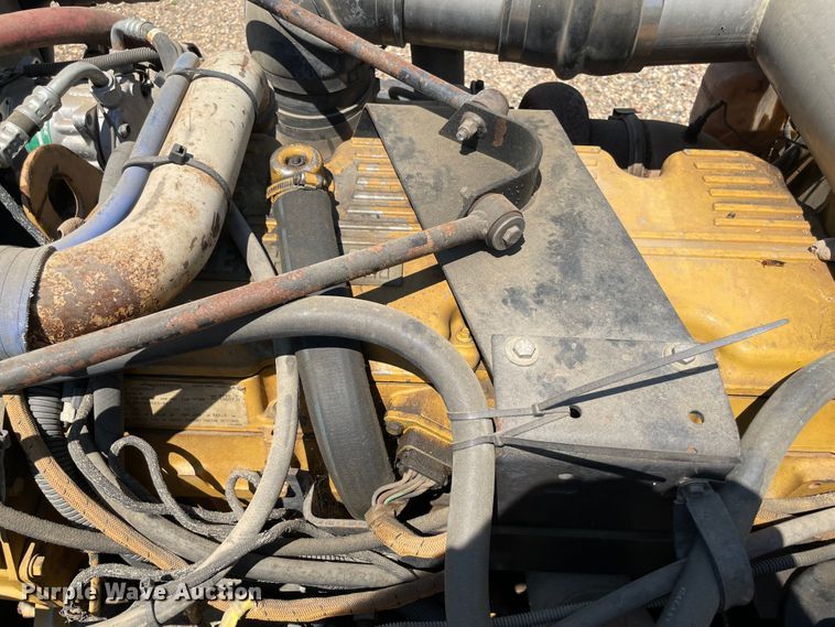 image for item KJ9793 1998 Peterbilt 379  semi truck