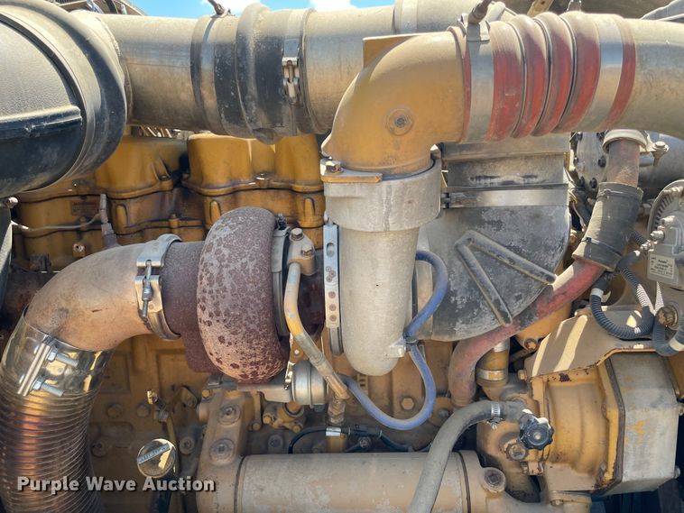 image for item KJ9793 1998 Peterbilt 379  semi truck