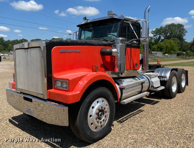 image for item KJ9794 1997 Western Star 4964F  semi truck