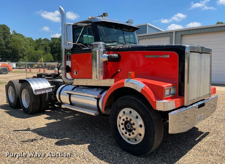 image for item KJ9794 1997 Western Star 4964F  semi truck