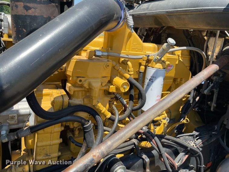 image for item KJ9794 1997 Western Star 4964F  semi truck