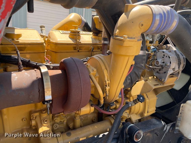 image for item KJ9794 1997 Western Star 4964F  semi truck