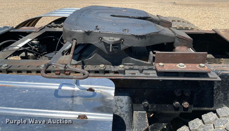 image for item KJ9794 1997 Western Star 4964F  semi truck