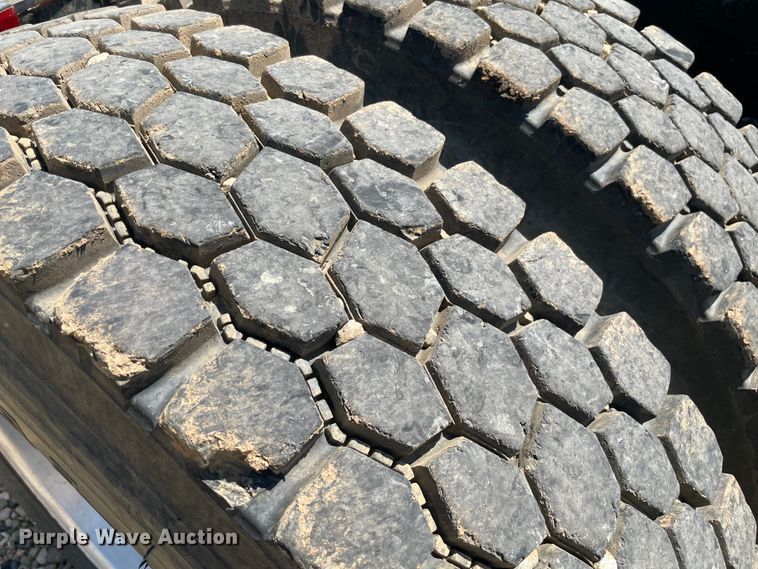 image for item KJ9794 1997 Western Star 4964F  semi truck