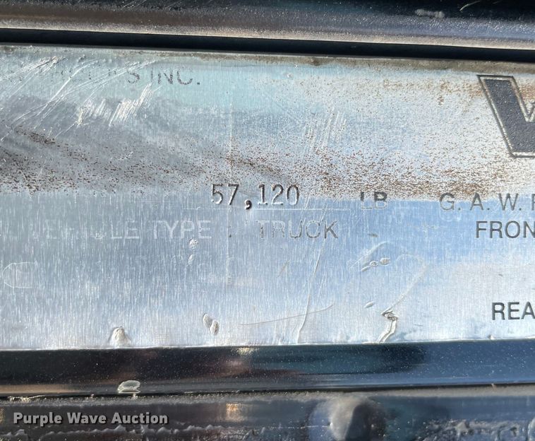 image for item KJ9794 1997 Western Star 4964F  semi truck