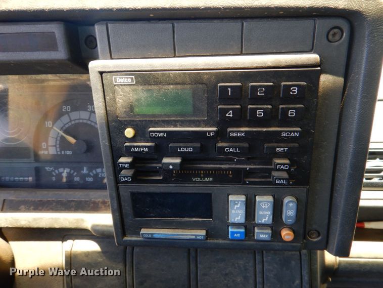 image for item KJ9807 1998 Chevrolet C6500  dump flatbed truck