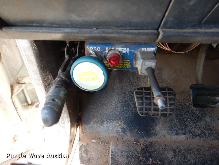 image for item KJ9807 1998 Chevrolet C6500  dump flatbed truck