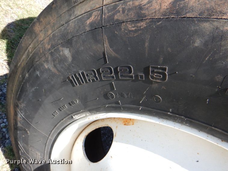 image for item KJ9807 1998 Chevrolet C6500  dump flatbed truck