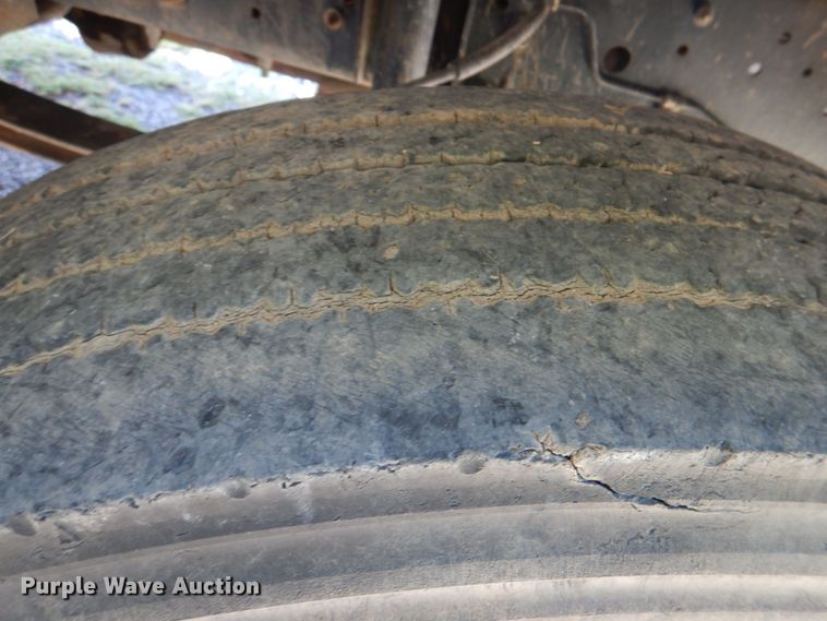 image for item KJ9807 1998 Chevrolet C6500  dump flatbed truck