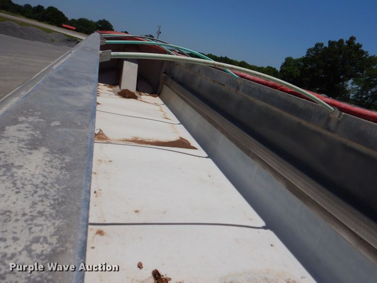 image for item KJ9865 2016 Nuttall S853754  end dump trailer