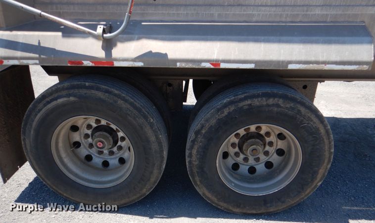 image for item KJ9865 2016 Nuttall S853754  end dump trailer