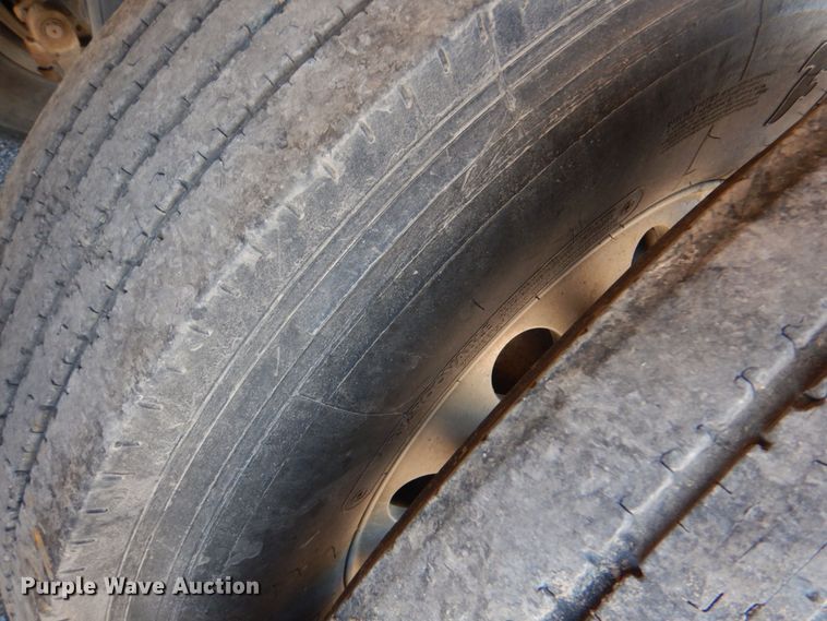 image for item KJ9865 2016 Nuttall S853754  end dump trailer