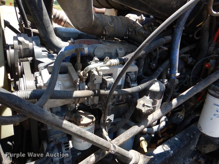 image for item KJ9866 2007 Mack CHN613  semi truck