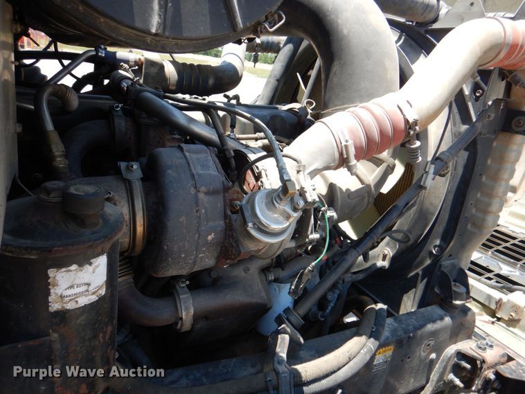 image for item KJ9866 2007 Mack CHN613  semi truck