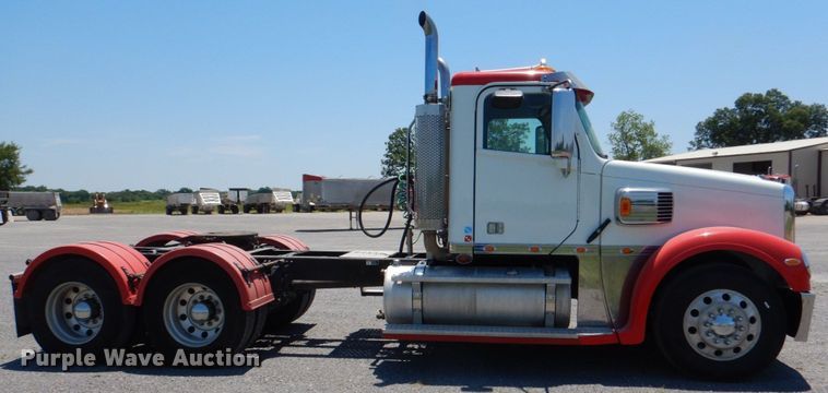 image for item KJ9867 2018 Freightliner Coronado  glider kit semi truck