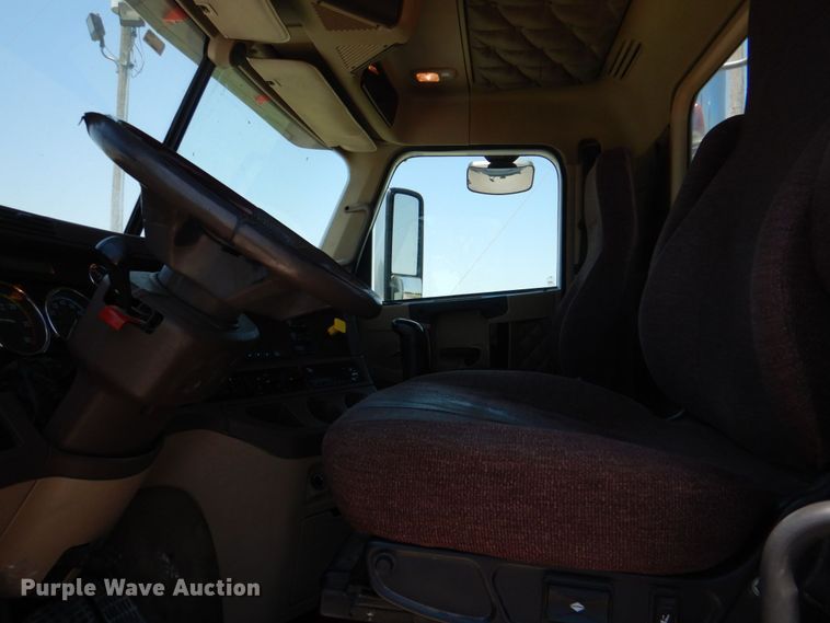 image for item KJ9867 2018 Freightliner Coronado  glider kit semi truck