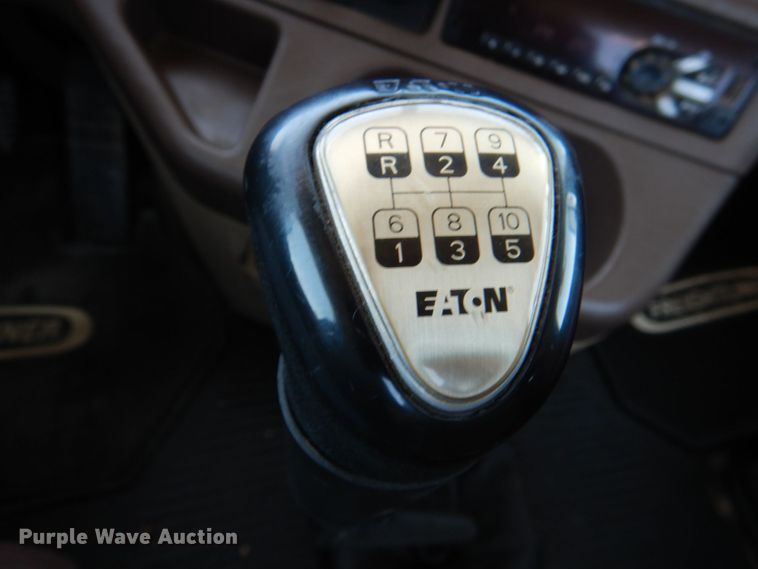 image for item KJ9867 2018 Freightliner Coronado  glider kit semi truck